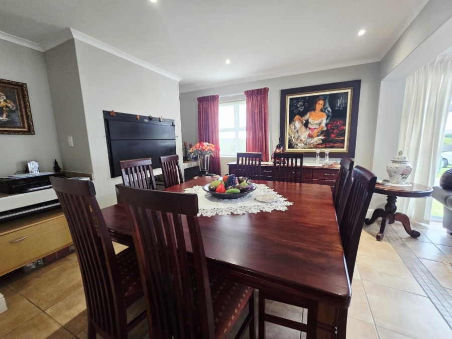3 Bedroom Property for Sale in Kingswood Golf Estate Western Cape